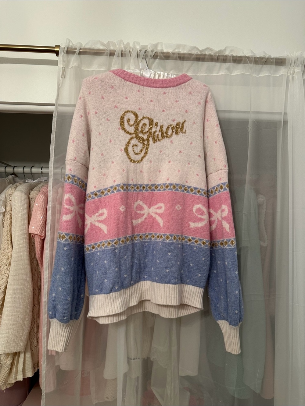 Gisou Holiday Sweater 2023
